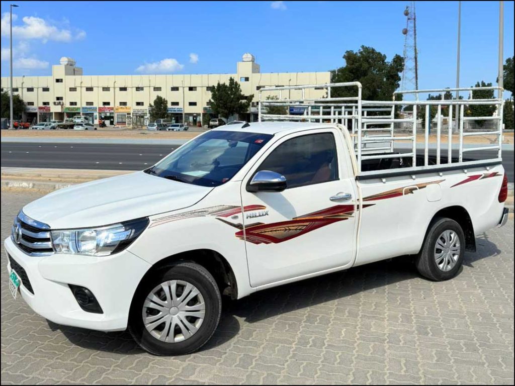 1 Ton Pickup Truck for Long-Distance Transport Across the UAE