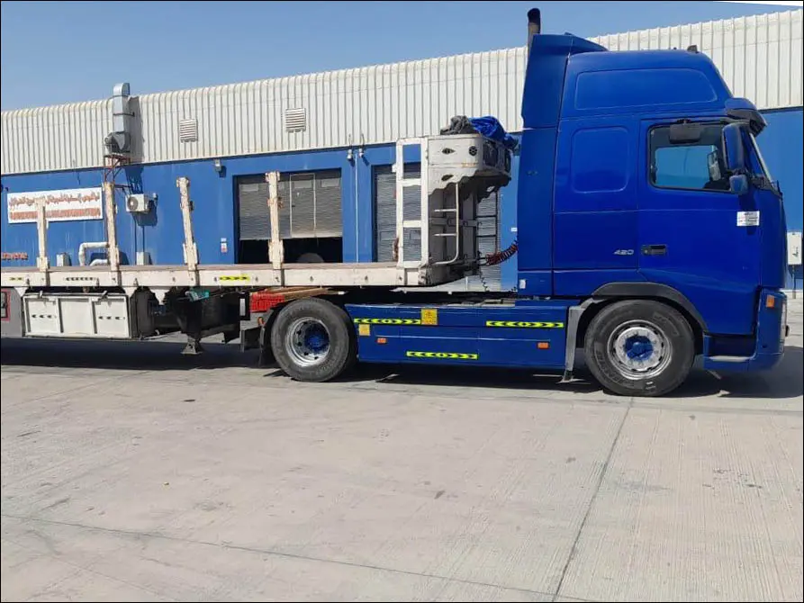 7 Ton Pickup Truck, 10 Ton Pickup Truck & Flatbed Trailer Rental in Abu Dhabi – Heavy Transport Services 9 Flatebed Trilers Side Look