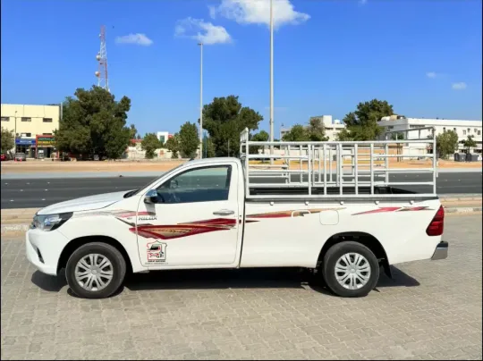 1 Ton Pickup Truck Rental in Abu Dhabi